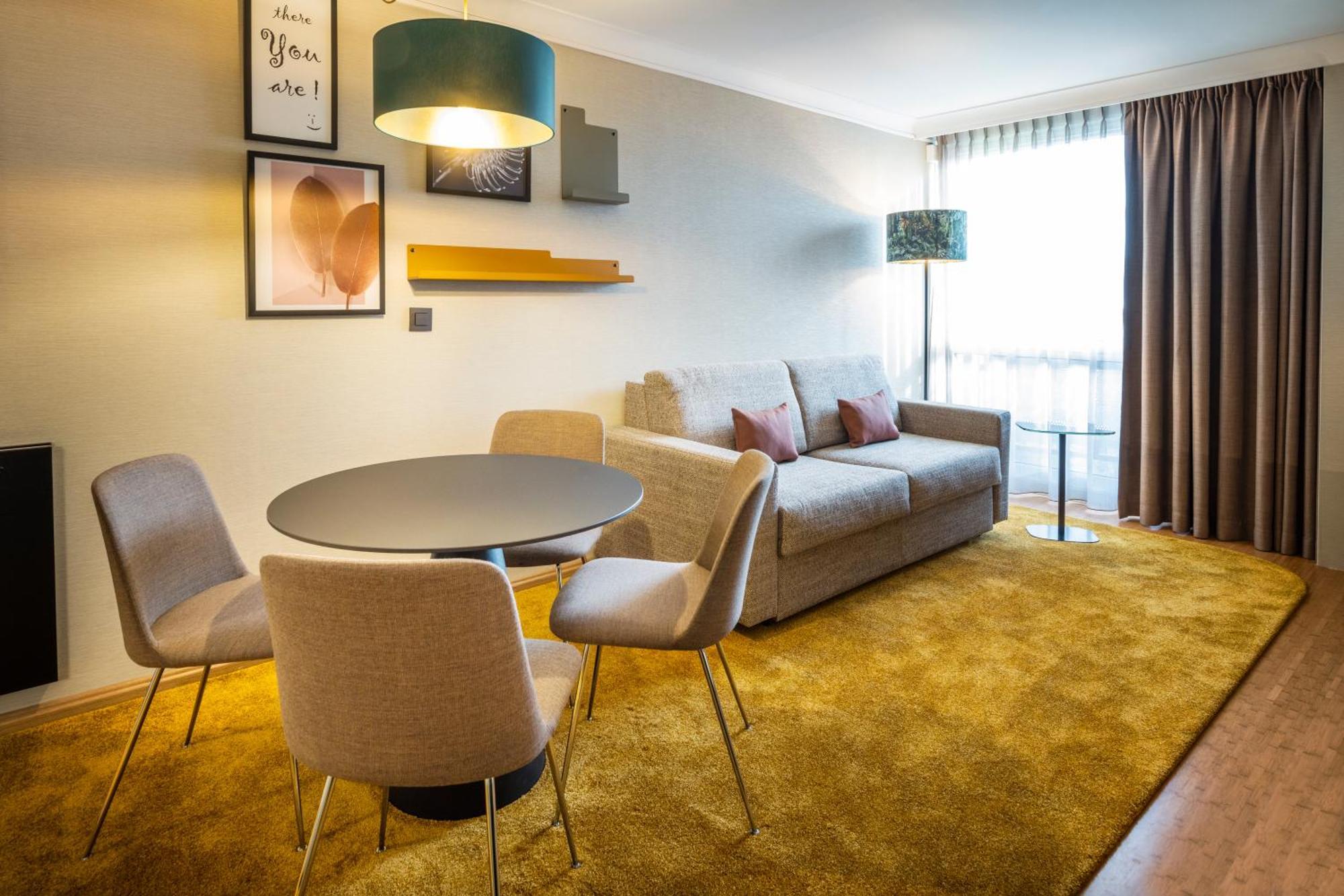 Holiday Inn Hotel Brussels Airport By Ihg Diegem Ngoại thất bức ảnh