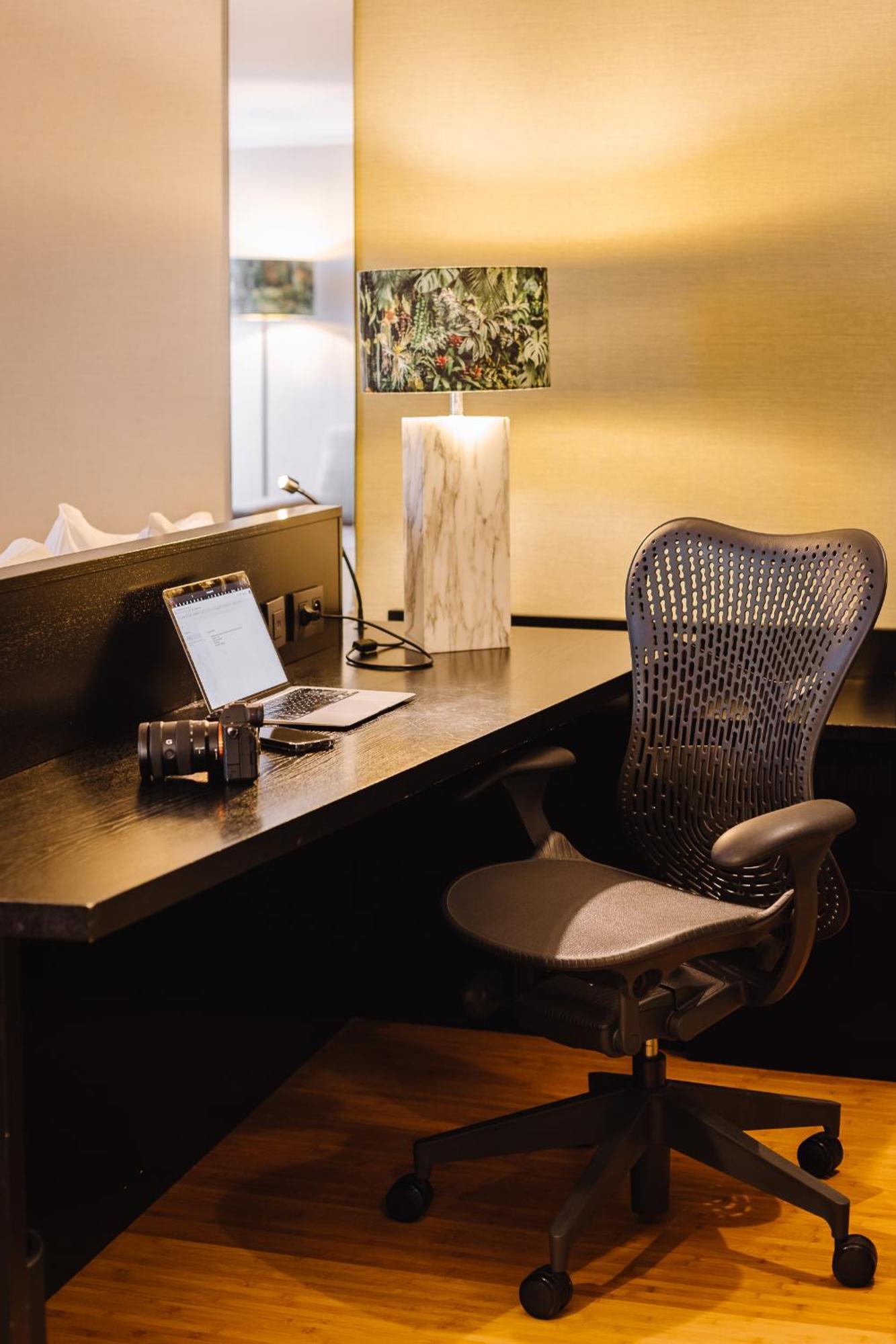 Holiday Inn Hotel Brussels Airport By Ihg Diegem Ngoại thất bức ảnh