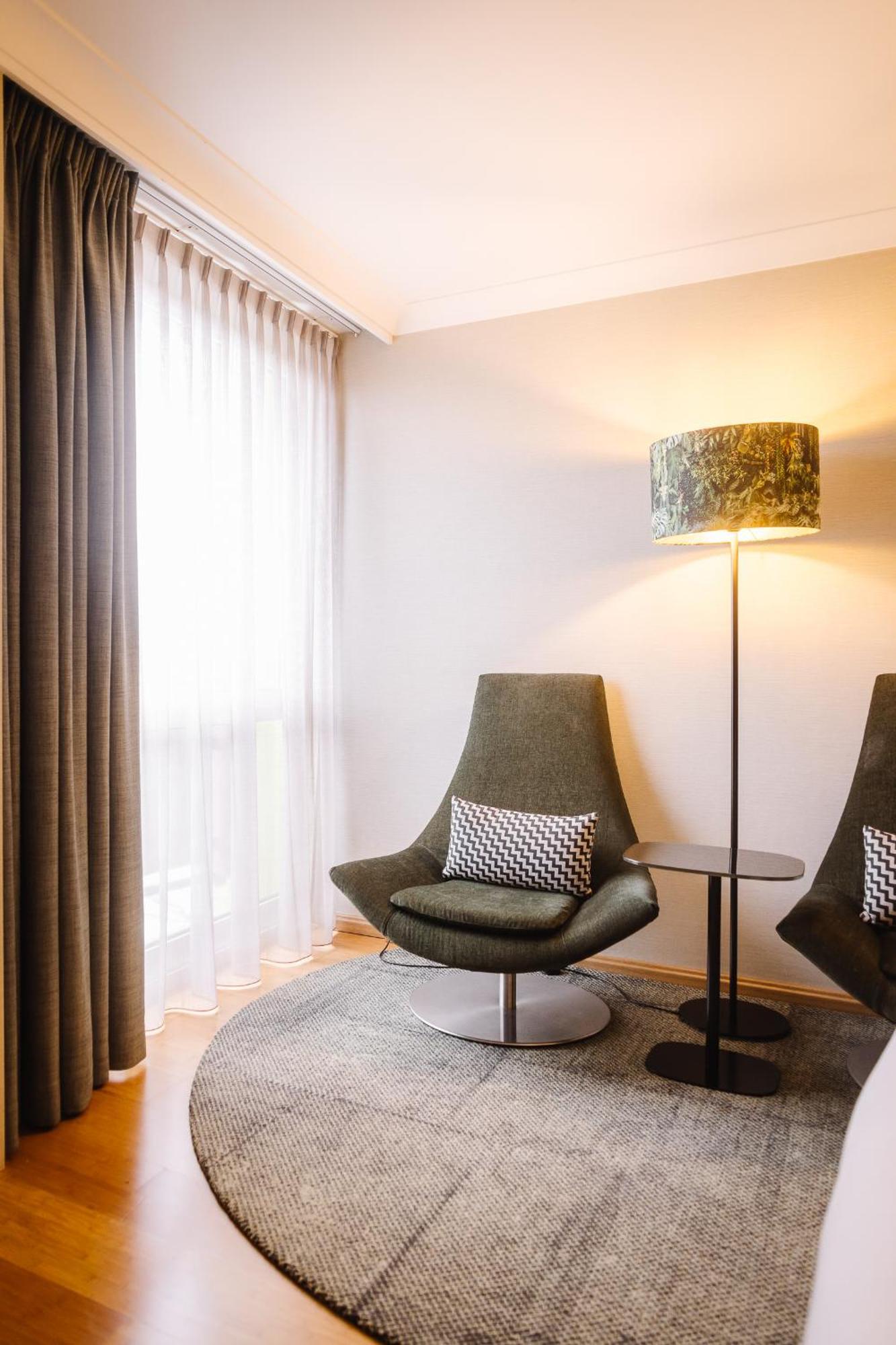 Holiday Inn Hotel Brussels Airport By Ihg Diegem Ngoại thất bức ảnh